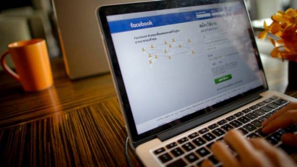 Facebook: Διέγραψε 837 εκατ. «spam» αναρτήσεις και 583 εκατ. «fake» λογαριασμούς