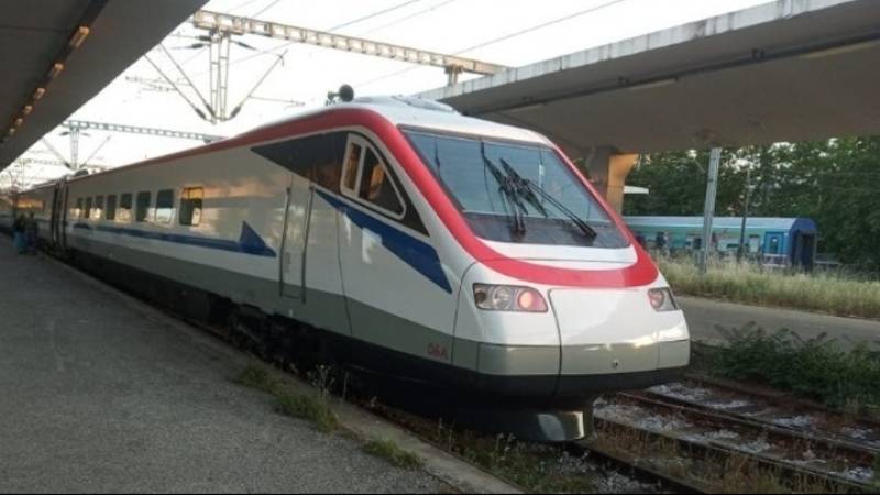 Με λεωφορεία από αύριο η μετακίνηση επιβατών σε ορισμένες διαδρομές, ανακοίνωσε η Hellenic Train