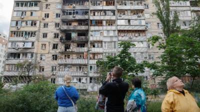 Μπαράζ αεροπορικών επιδρομών στο Κίεβο και σε άλλες πόλεις της Ουκρανίας