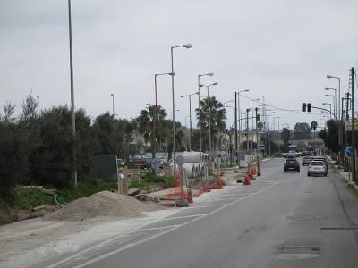 Το αντιπλημμυρικό κλείνει την είσοδο του Νοσοκομείου Καλαμάτας