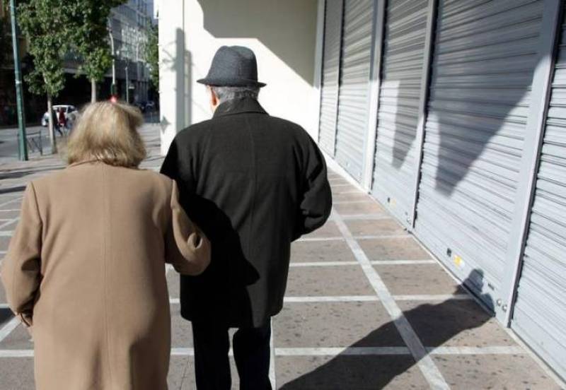 Συνταξιοδότηση οφειλετών ΕΦΚΑ: Απεγκλωβίζονται όσοι έχουν χρέη έως 30.000 ευρώ (βίντεο)