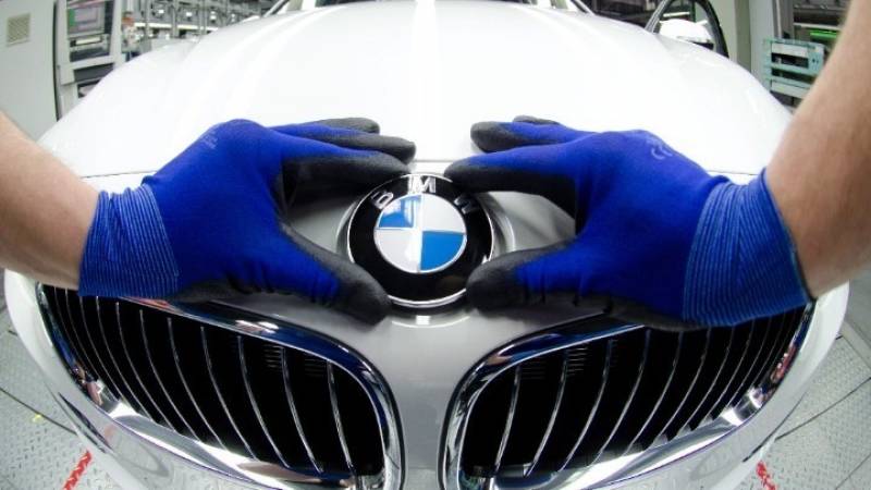 Η BMW κλείνει ως τις 19 Απριλίου τα εργοστάσιά της σε Ευρώπη και Νότια Αφρική