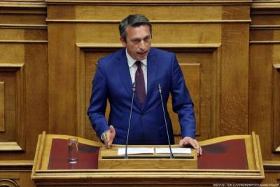 Στη γραμμή Μενδώνη ο Μαντάς για τα αρχαία