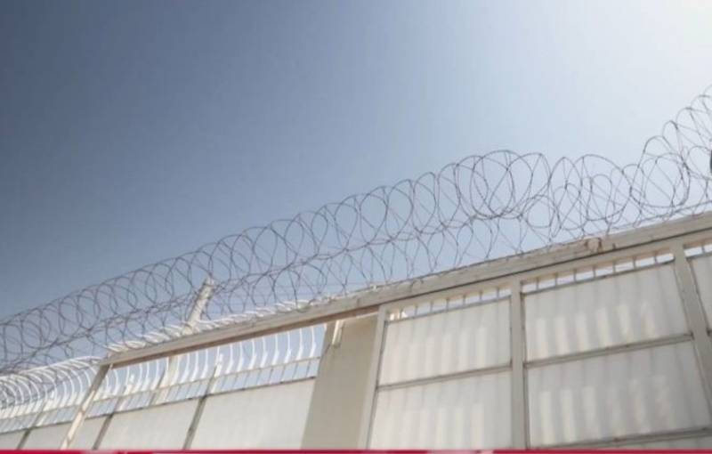 Νεκρός στις φυλακές Κορυδαλλού κατηγορούμενος για βιασμούς της θετής του κόρης (Βίντεο)