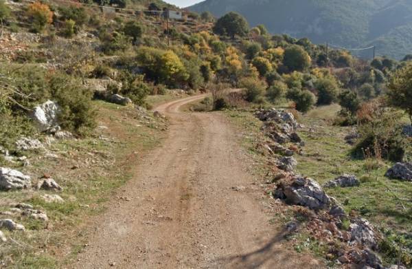 Σύσκεψη για έργα ασφαλτόστρωσης και υδροδότησης του Δήμου Καλαμάτας