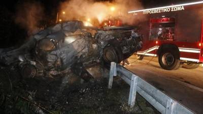 Ένας νεκρός κι ένας σοβαρά τραυματίας σε τροχαίο στην εθνική