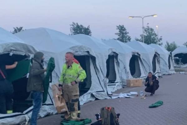 Ολλανδία: Πέθανε μωρό τριών μηνών σε κέντρο καταγραφής για αιτούντες άσυλο