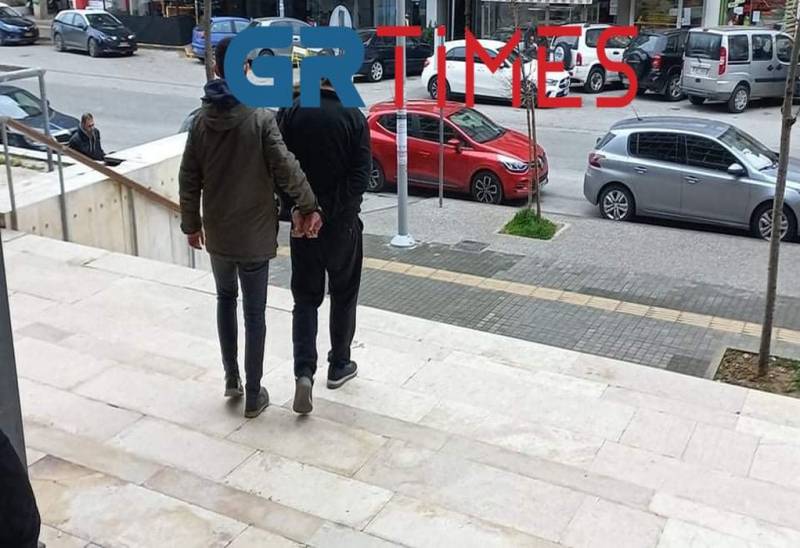 Θεσσαλονίκη: Στο Αυτόφωρο 53χρονος κατηγορούμενος για κατάχρηση ανηλίκου