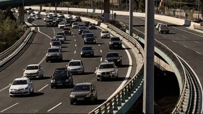 Τα 16 αντικείμενα που θα πρέπει να περιλαμβάνει το κουτί πρώτων βοηθειών στο αυτοκίνητο