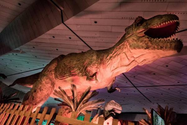 Eκθεση Ρομποτικών Δεινοσαύρων από σήμερα στην Καλαμάτα