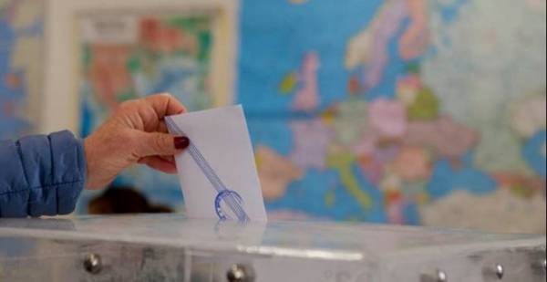 Η Ελλάδα στις κάλπες για τετραπλές εκλογές: H εκλογική διαδικασία άρχισε