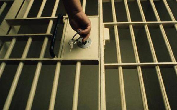 Μεσσηνία: Σταματά να κλέβει μόνο στη φυλακή  