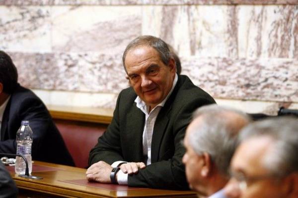 Πόρισμα σοκ για το σχέδιο Πυθία: Εξόντωση Καραμανλή, έξοδος από το ευρώ και εισαγωγή της &quot;ασημένιας δραχμής&quot;