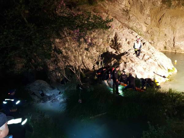 Νεκρός βρέθηκε ο 22χρονος στο Πολυλίμνιο - Η μοιραία βουτιά του στοίχισε τη ζωή (βίντεο)