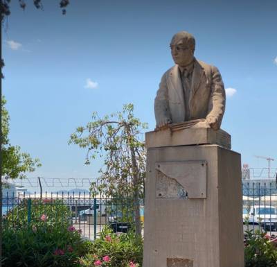 Το λιμάνι του Πειραιά κι ο Δημήτριος Καλλιμασιώτης