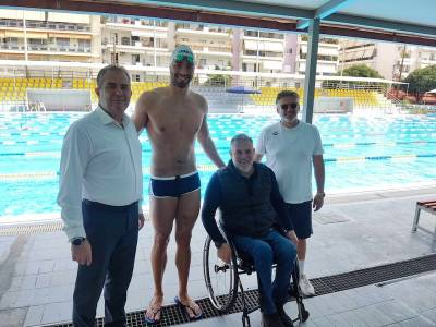 Επίσκεψη Βασιλόπουλου στο Κολυμβητήριο Καλαμάτας