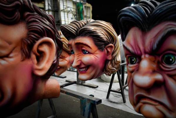Το καρναβάλι επιστρέφει στη γαλλική ριβιέρα μετά από 2 χρόνια απουσίας - Γεμίζουν χρώμα οι δρόμοι