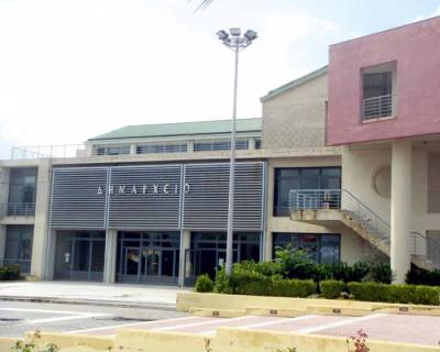 Σύλληψη τσιγγάνου στο Δημαρχείο της Μεσσήνης