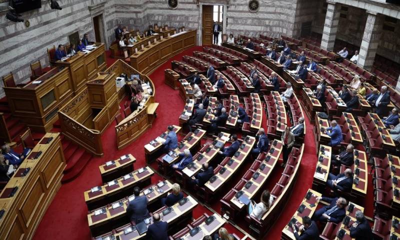 Ψηφίστηκε το νομοσχέδιο του υπουργείου Περιβάλλοντος για τις ΑΠΕ