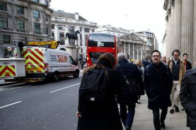 Βρετανία: Τηλεργασία, χρήση μάσκας στους κλειστούς χώρους και είσοδο στα νάιτκλαμπ μόνο με πιστοποιητικό εμβολιασμού ανακοίνωσε ο πρωθυπουργός Τζόνσον