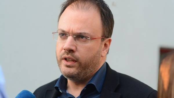 Θ. Θεοχαρόπουλος: Η ΝΔ είναι το κόμμα της... ορθής επανάληψης