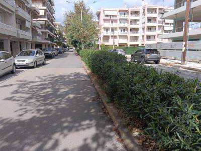 Αφαιρούνται οι θάμνοι από τις νησίδες σε Ακρίτα και Αρτέμιδος