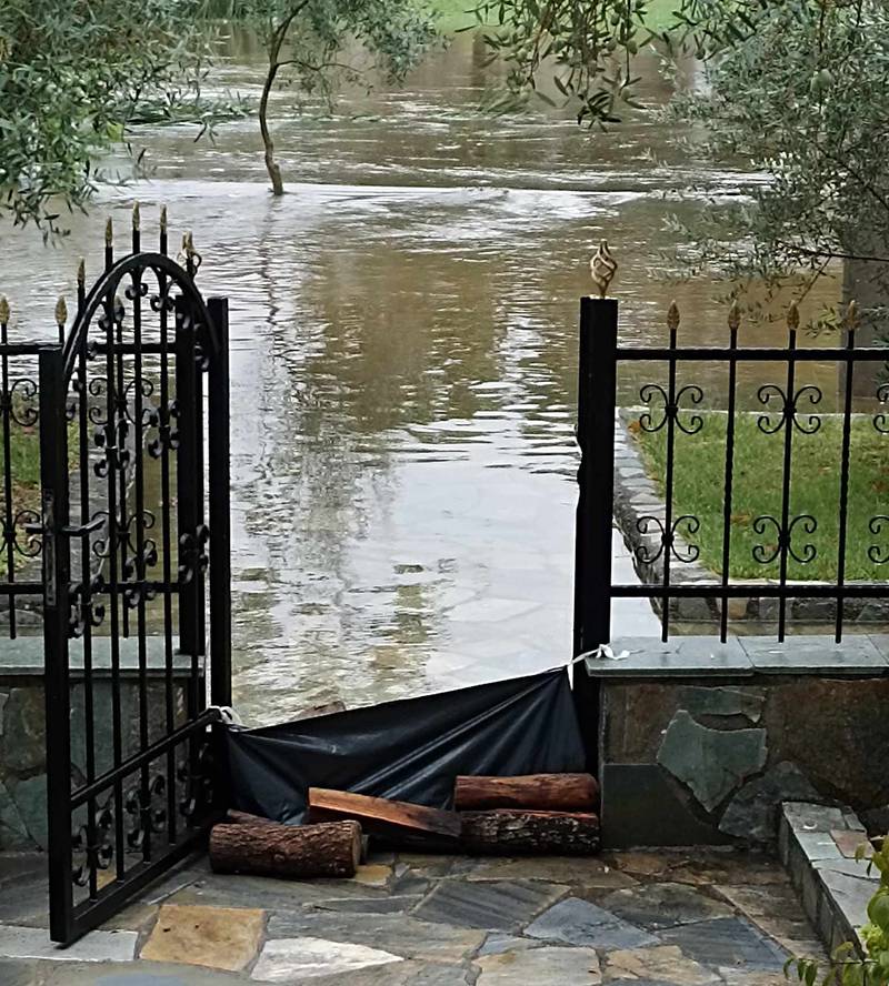 Κακοκαιρία Daniel: Δύσκολη η κατάσταση στις ΠΕ Τρικάλων και Καρδίτσας - Εγκλωβισμένοι κάτοικοι από το ύψος του νερού σε δημοτικά διαμερίσματα