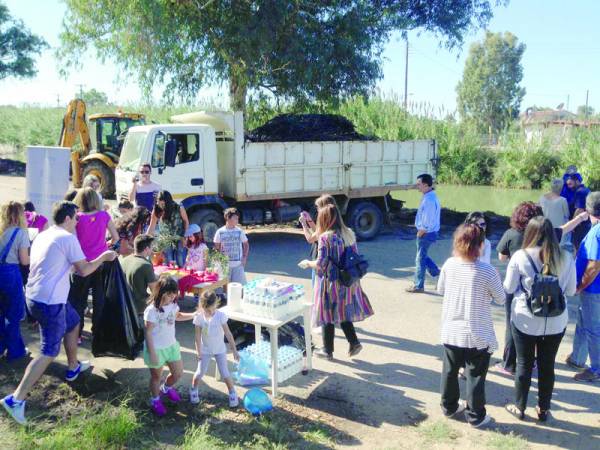 Εθελοντές καθάρισαν τον Αρι 