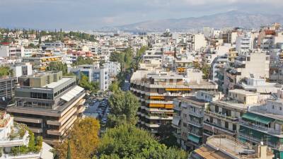 Στεγαστικά δάνεια: «Παγώνουν» για ένα χρόνο τα κυμαινόμενα επιτόκια (Βίντεο)