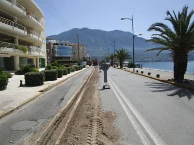 Προσοχή στην οδό Ναυαρίνου