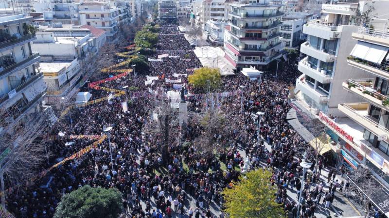 Κραυγή αντίδρασης στο σύστημα διακυβέρνησης