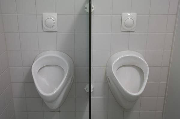 Δημόσιες τουαλέτες σε 3 κεντρικά σημεία στην Καλαμάτα