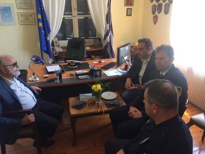 Αναβάθμιση επιχειρησιακών μέσων ζήτησαν οι λιμενικοί από τον Κουρουμπλή