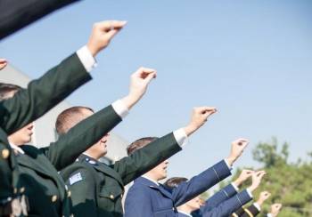 Στρατός: Τέλος τα βύσματα. Τι αλλάζει στις μεταθέσεις