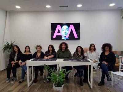 &quot;Αυτοσχέσια Σκηνή&quot;: Πρεμιέρα απόψε για “Το σπίτι της Μπερνάρντα Αλμπα”