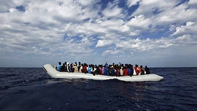 Ναυάγιο με μετανάστες στις Οινούσσες, με 2 νεκρούς και 4 αγνοούμενους