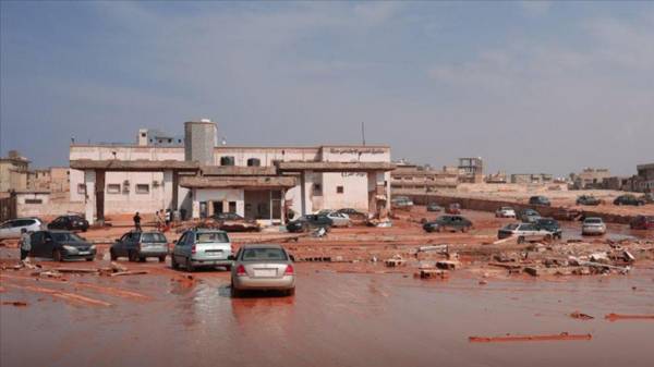 Πλημμύρες στη Λιβύη: Οι ελπίδες να βρεθούν επιζώντες σβήνουν