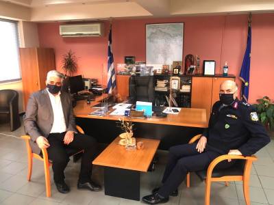 Καφαντάρης σε Πούπουζα για τον αστυνομικό της Χώρας και τα Τμήματα της Πυλίας