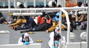 Τι προκάλεσε το ναυάγιο με τους 800 νεκρούς πρόσφυγες στη Μεσόγειο