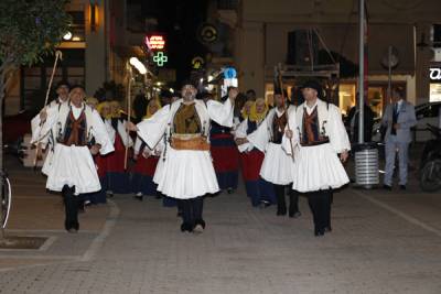 Καλέσματα στην Καλαμάτα για το Νησιώτικο Καρναβάλι (βίντεο)