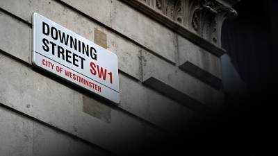 Βρετανία: Νέα κούρσα για την πρωθυπουργία υπό την σκιά της επιστροφής Τζόνσον (βίντεο)