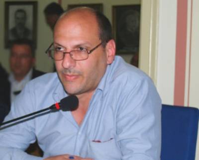 Μια πρότυπη σχολική βιβλιοθήκη στο 10ο Δημοτικό Σχολείο Καλαμάτας Ι Γεώργιος Φερετζάκης