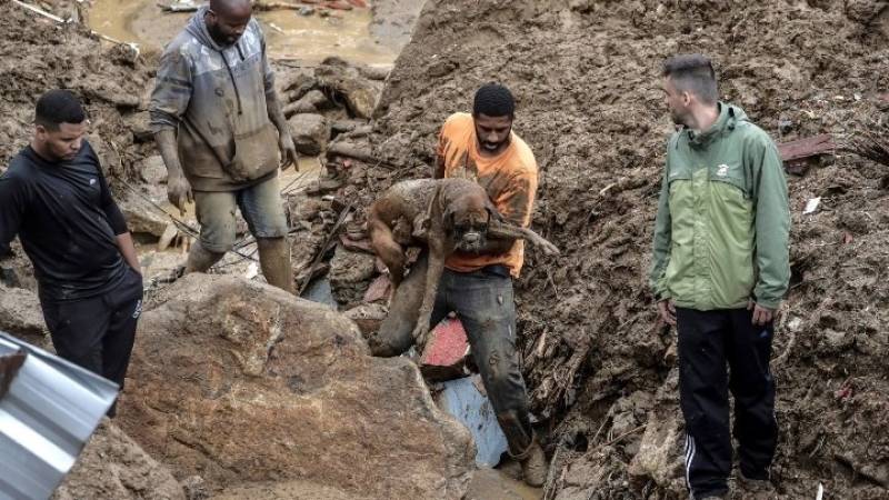 Βραζιλία: Τουλάχιστον 38 νεκροί από πλημμύρες και κατολισθήσεις