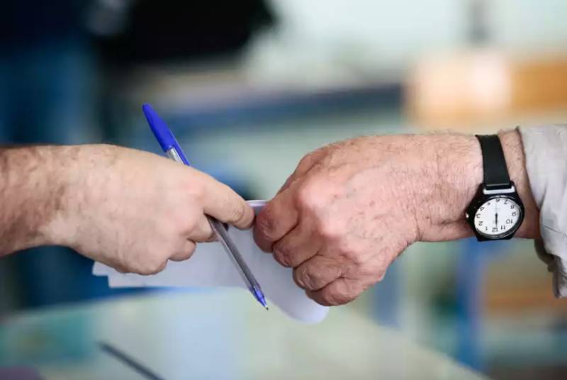 Εκλογές ΣΥΡΙΖΑ: Αναλυτικά η διαδικασία - Πώς και πού ψηφίζουν τα μέλη