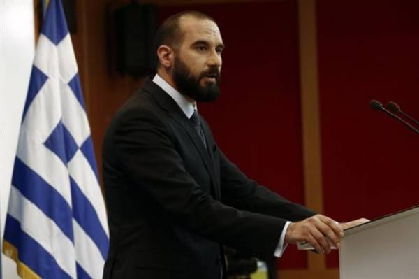Δ. Τζανακόπουλος: Τα κυριαρχικά δικαιώματα δεν διασφαλίζονται με εθνικιστικές κορώνες