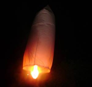 Αερόστατα από την Αγία Τριάδα στον ουρανό της Καλαμάτας (φωτογραφίες)