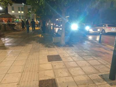 Στάθμευση πάνω στον ποδηλατόδρομο