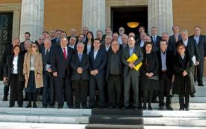 Aυτοί είναι οι δέκα δημοφιλέστεροι υπουργοί της κυβέρνησης Τσίπρα