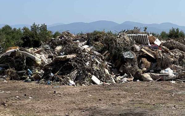 Παναγιωτοπούλου κατά Λεβεντάκη για σκουπίδια στο ΒΙΟΚΑ Κυπαρισσίας