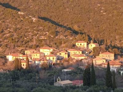 Χαραυγή: Ενα διαμάντι της Μεσσηνιακής Μάνης